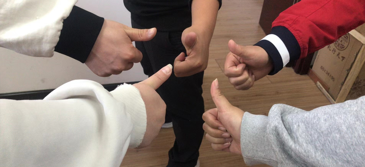 管家式服務(wù)，定期回訪(fǎng)